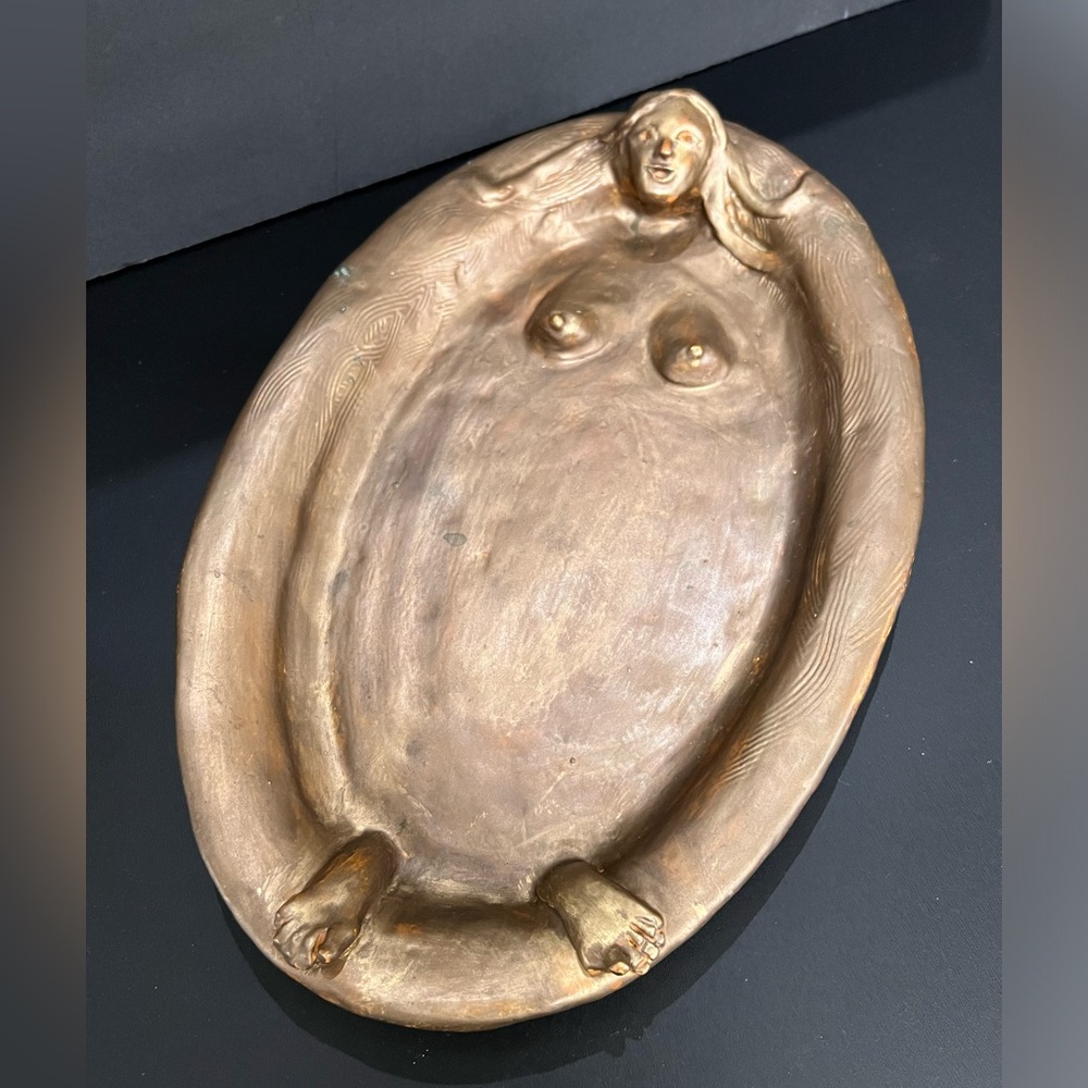 Molded Artwork plate/tray funny nude girl in bath in bronze color (plaster?)